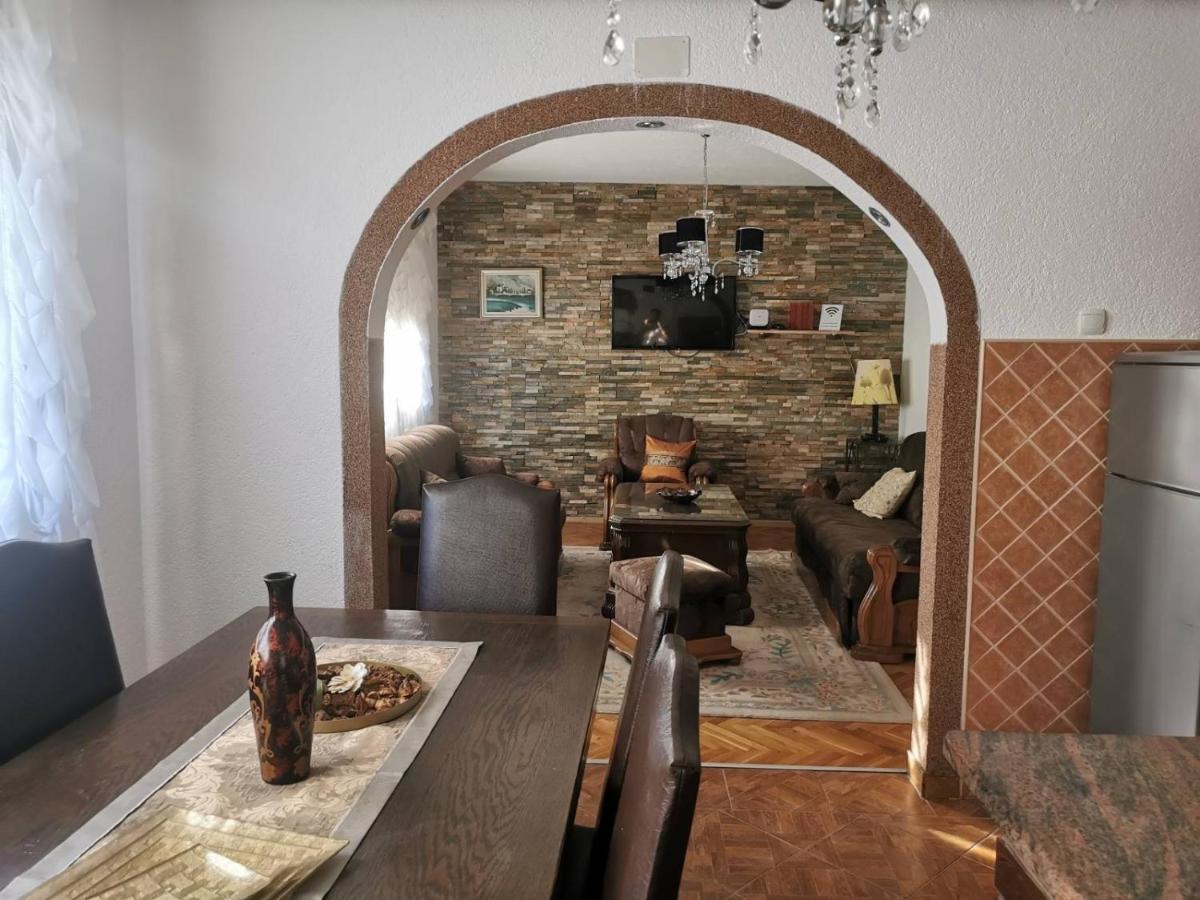 House Leyla Hotel Bihac Exterior photo